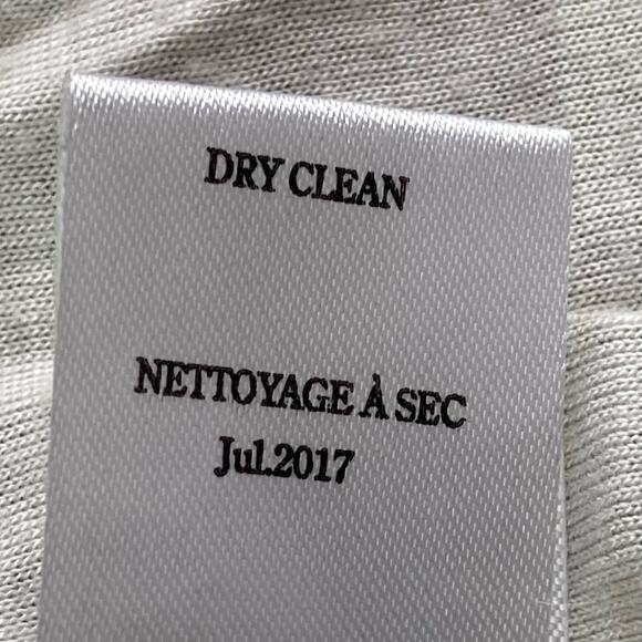 Altar'd State Faux Fur Teddy Hooded Vest Beige Cream Size Medium Zip Closure - Picture 10 of 10